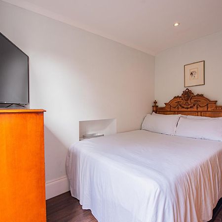 Stylish 1-Bed Flat In Soho - Prime Central London Eksteriør bilde